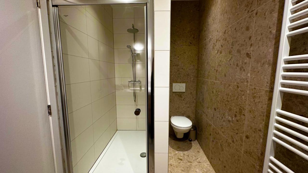 Oneluxstay Near Fashion District Antwerp Luaran gambar