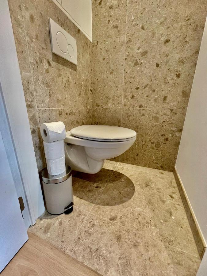 Oneluxstay Near Fashion District Antwerp Luaran gambar