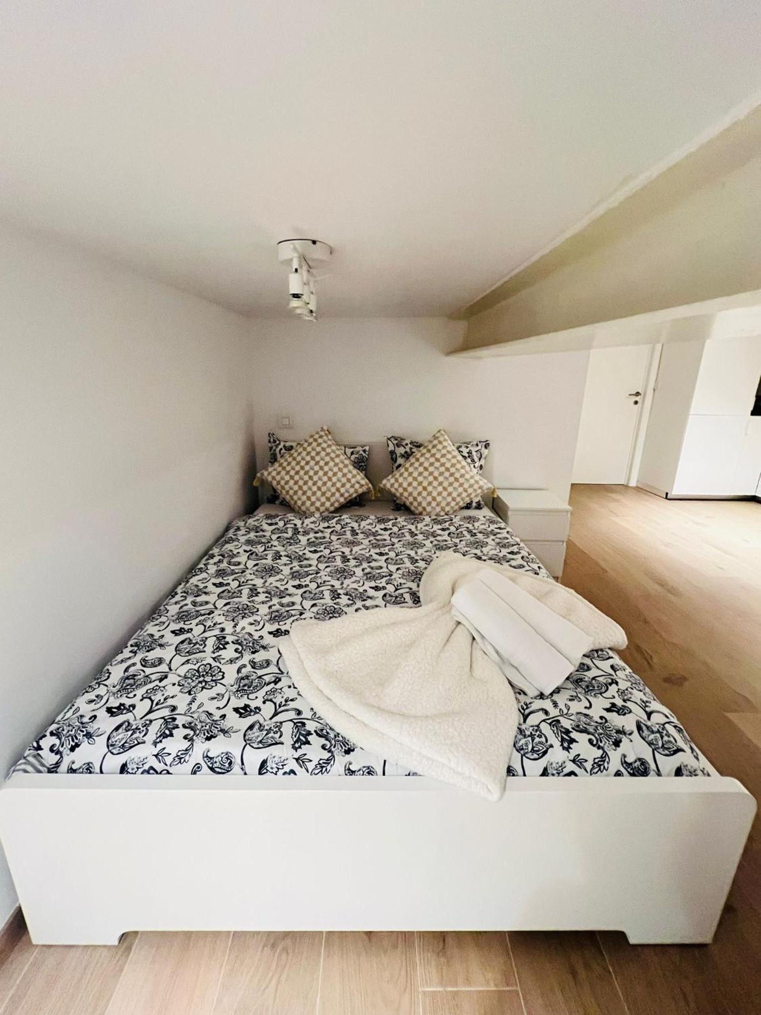 Oneluxstay Near Fashion District Antwerp Luaran gambar
