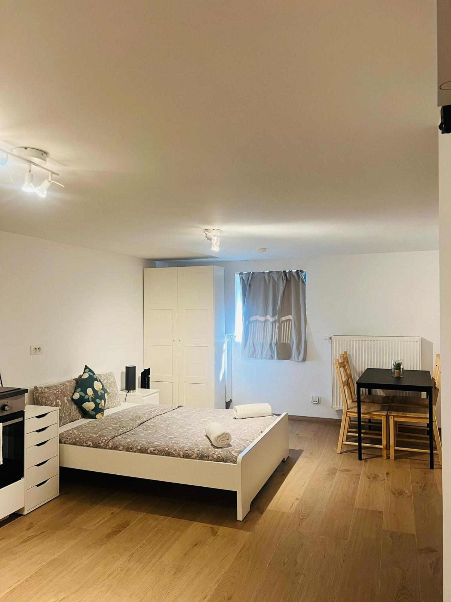 Oneluxstay Near Fashion District Antwerp Luaran gambar
